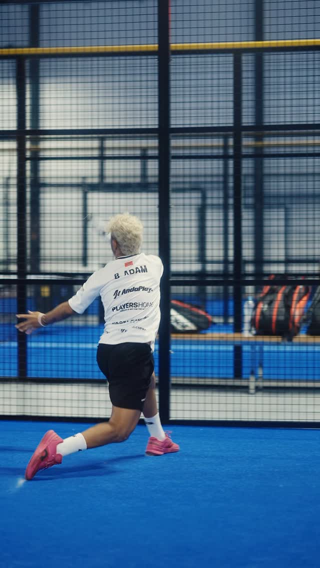 Golden Padel Club — terrain de padel indoor à Tanger